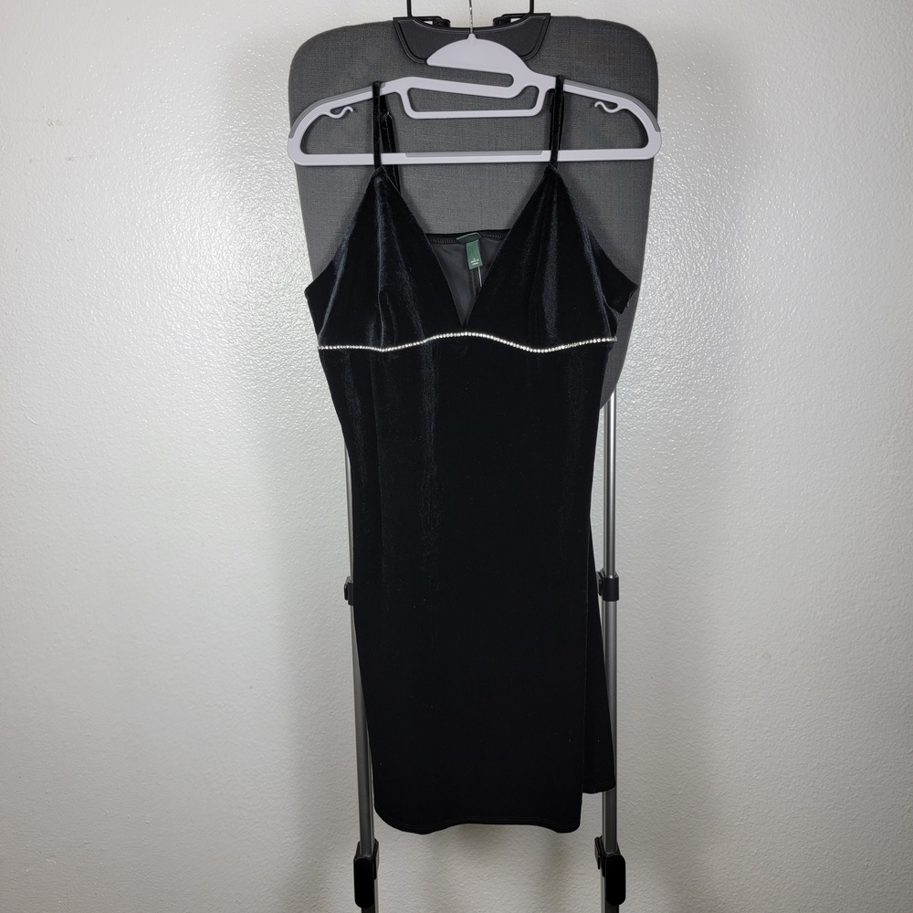 Wild Fable L Dress Rhinestone Accents Adjustable Party Homecoming‎ Awards Event